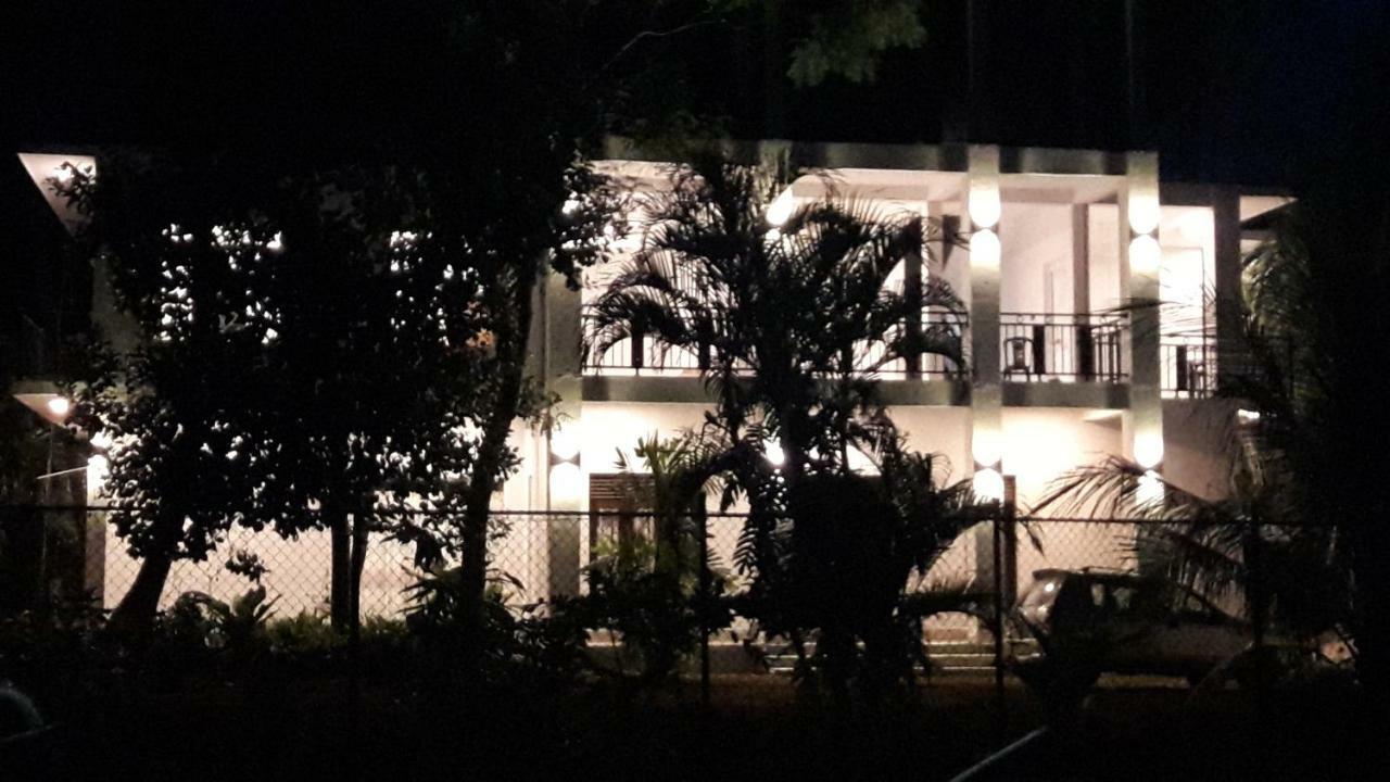 Risenlak Holiday Resort Polonnaruva Kültér fotó